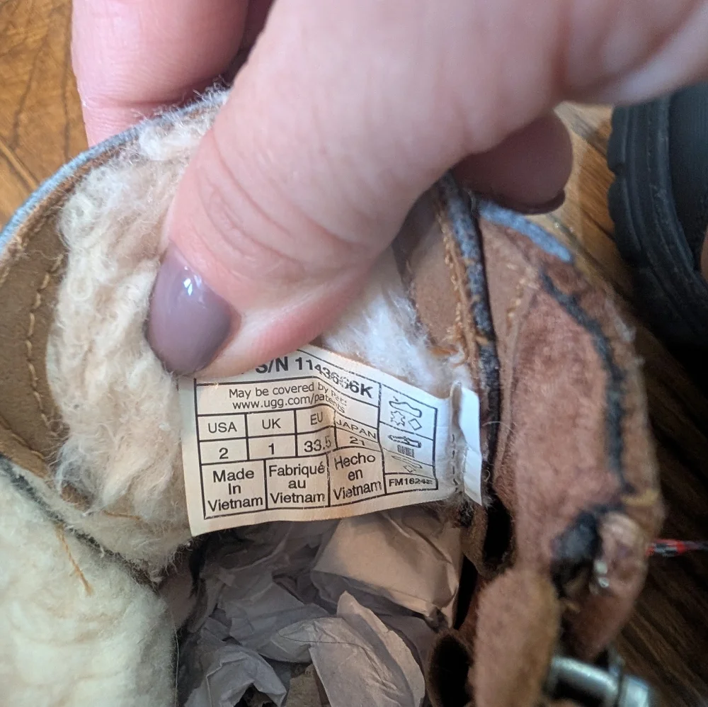UGG used good